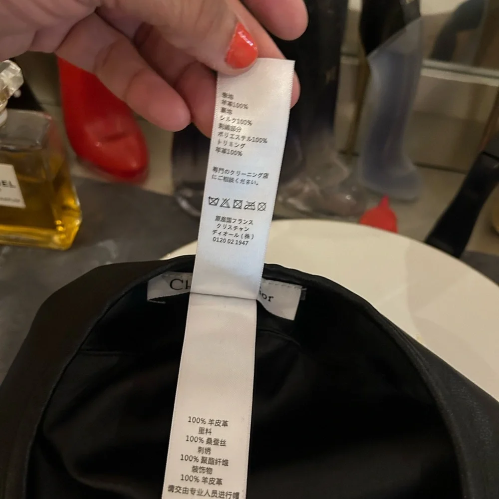 Dior Vintage Lambskin Leather Beret Logo Black Cap w/Dior Bag, Hat Box & Pillow! - Picture 6 of 17